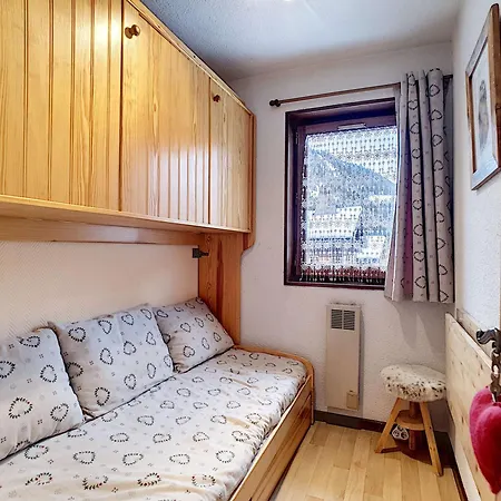 : 4 Pers, Balcon, Parking, 1 Ch, Garage - Fr-1-818-64 * Clusaz